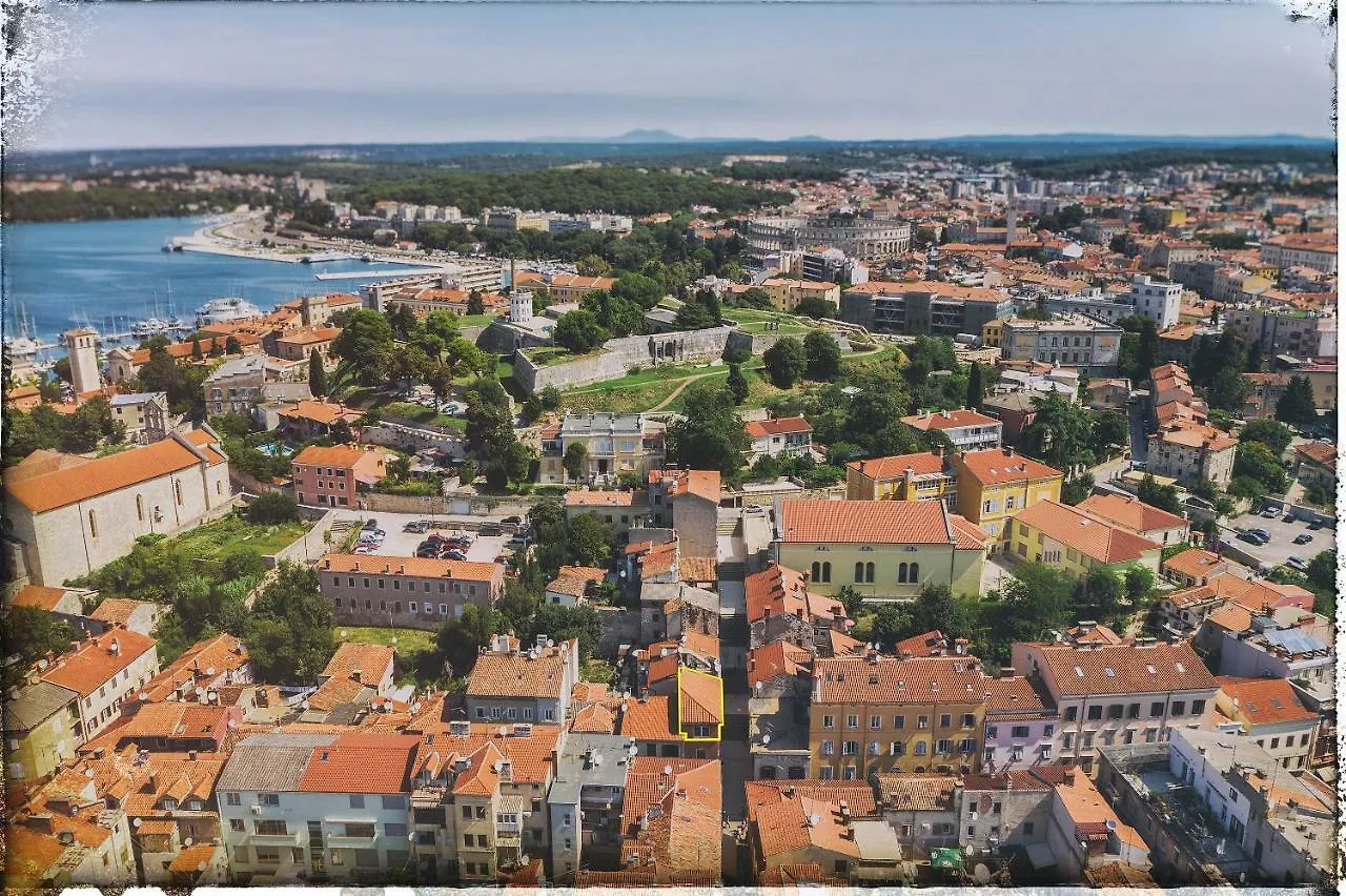Luxury Apartment Jana With Private Parking プーラ